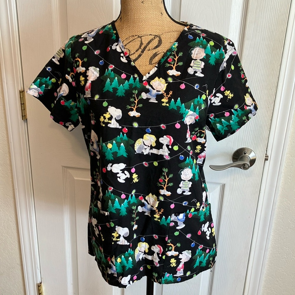 Peanuts Christmas Black Cotton Snoopy Charlie Brown nurse medical Scrubs Size S